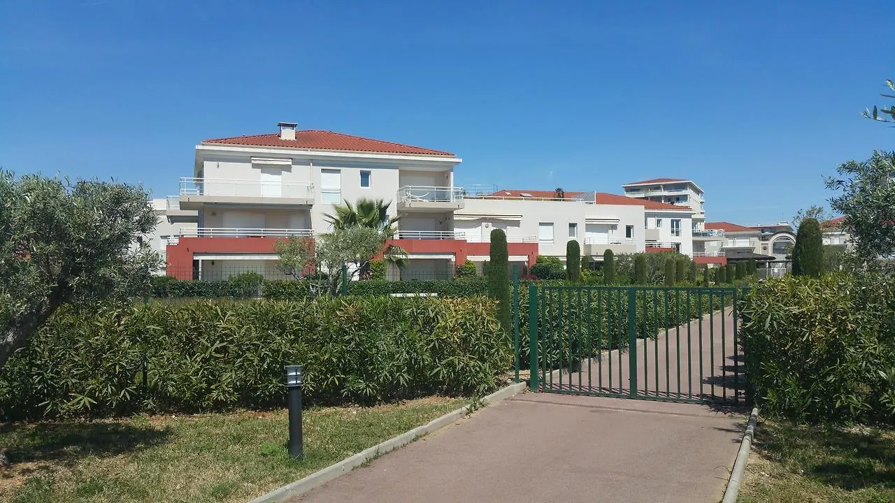 Domaine Juan Flore Studio Dauphin Apartment 0*, Juan-les-Pins