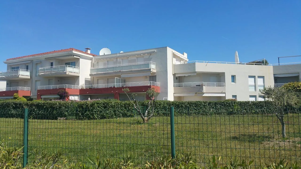 Domaine Juan Flore Studio Dauphin Apartment  Juan-les-Pins